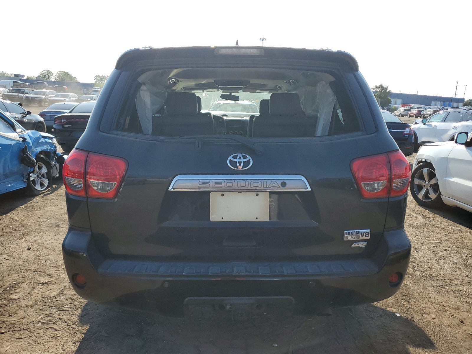 5TDDW5G12CS058558 2012 Toyota Sequoia Platinum