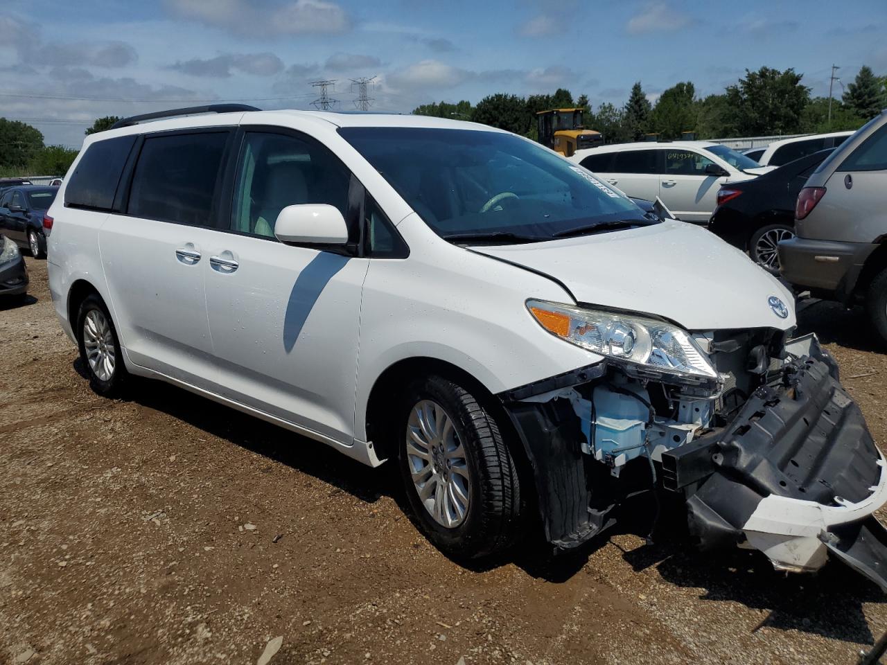 2012 Toyota Sienna Xle VIN: 5TDYK3DC7CS225567 Lot: 63117664