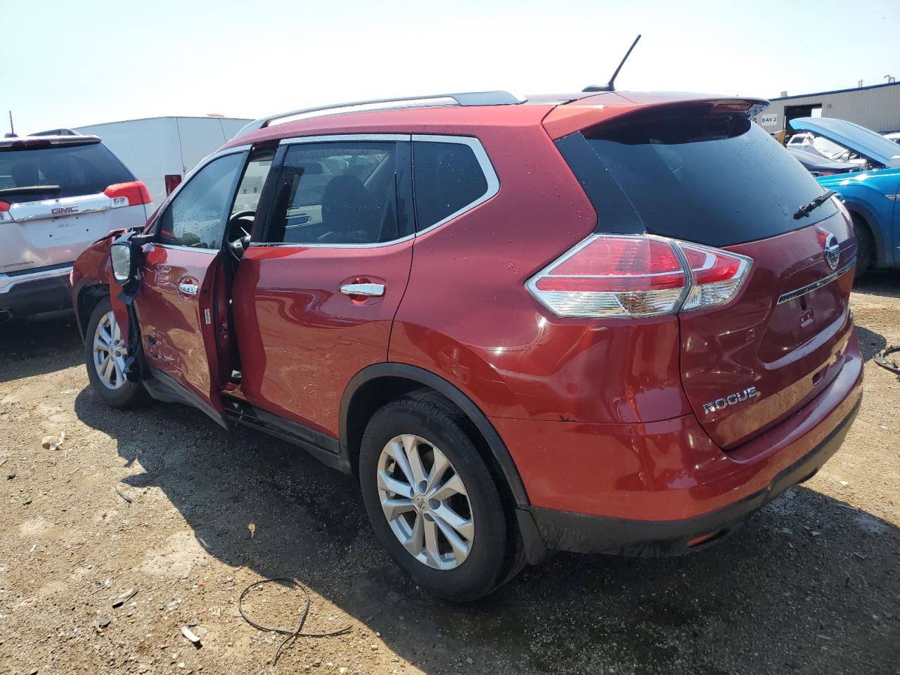 KNMAT2MV1GP726741 2016 NISSAN ROGUE - Image 2