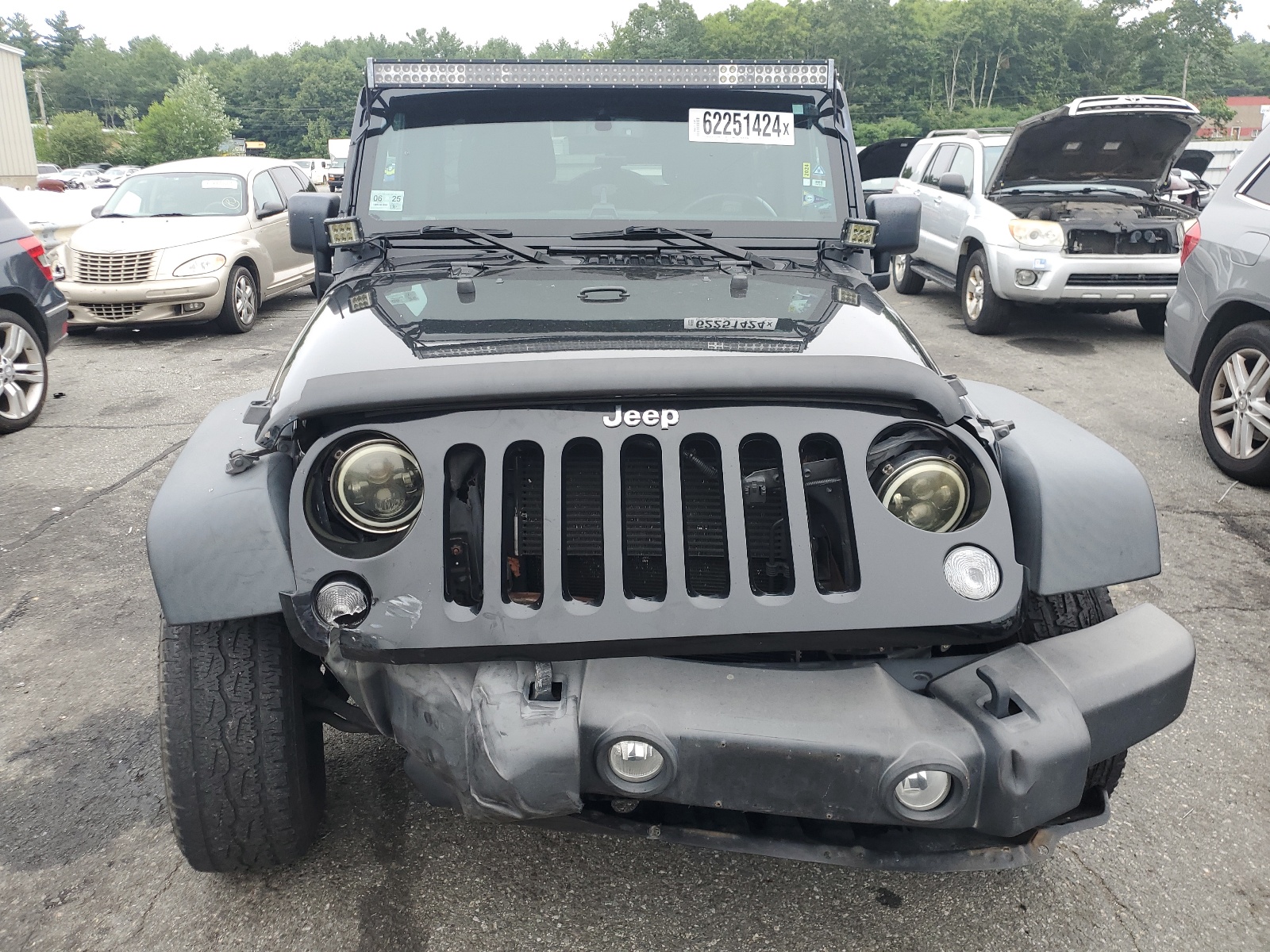 2014 Jeep Wrangler Unlimited Sport vin: 1C4BJWDG0EL194616