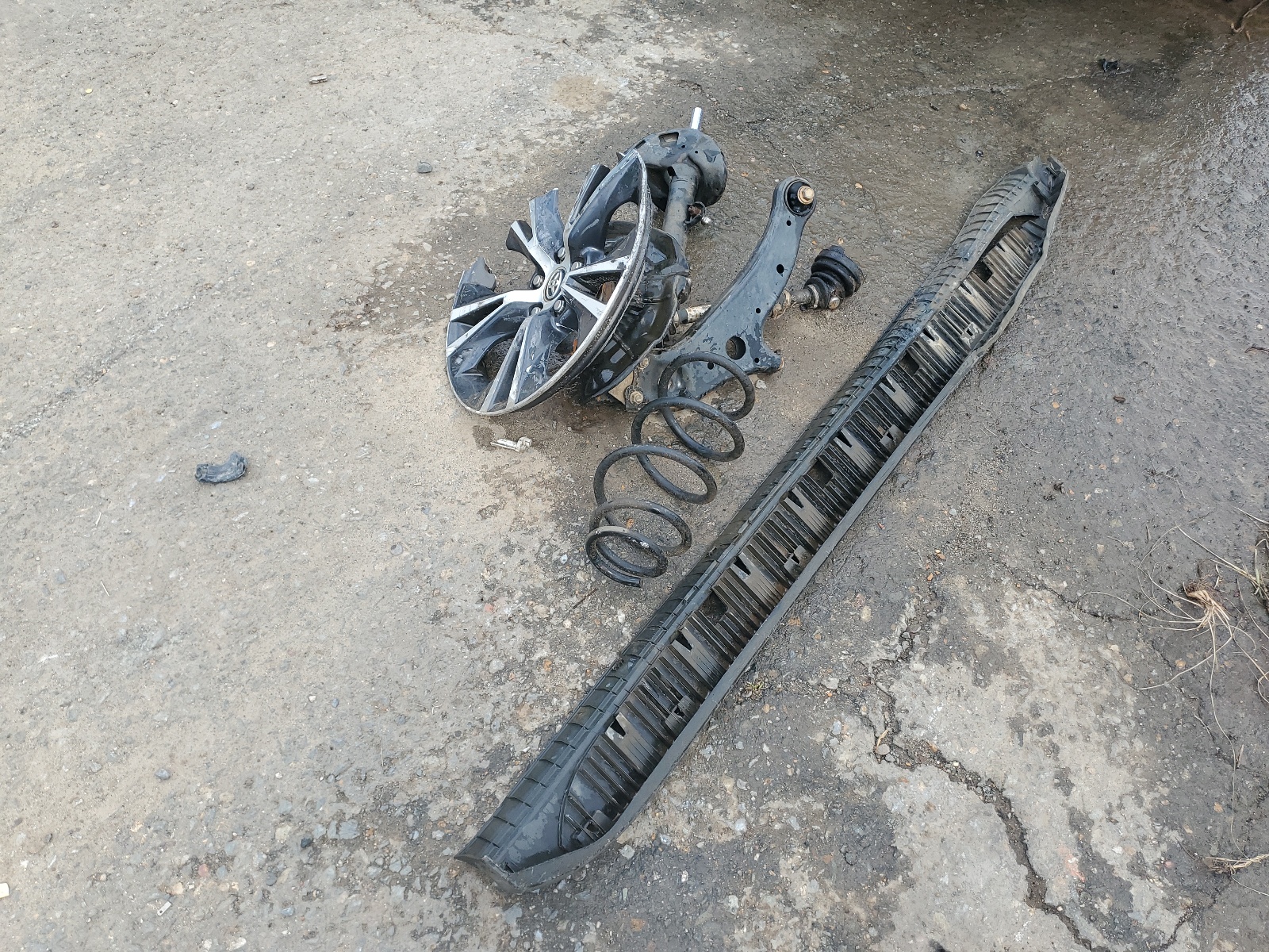 5TDKKRFH8GS136176 2016 Toyota Highlander Xle