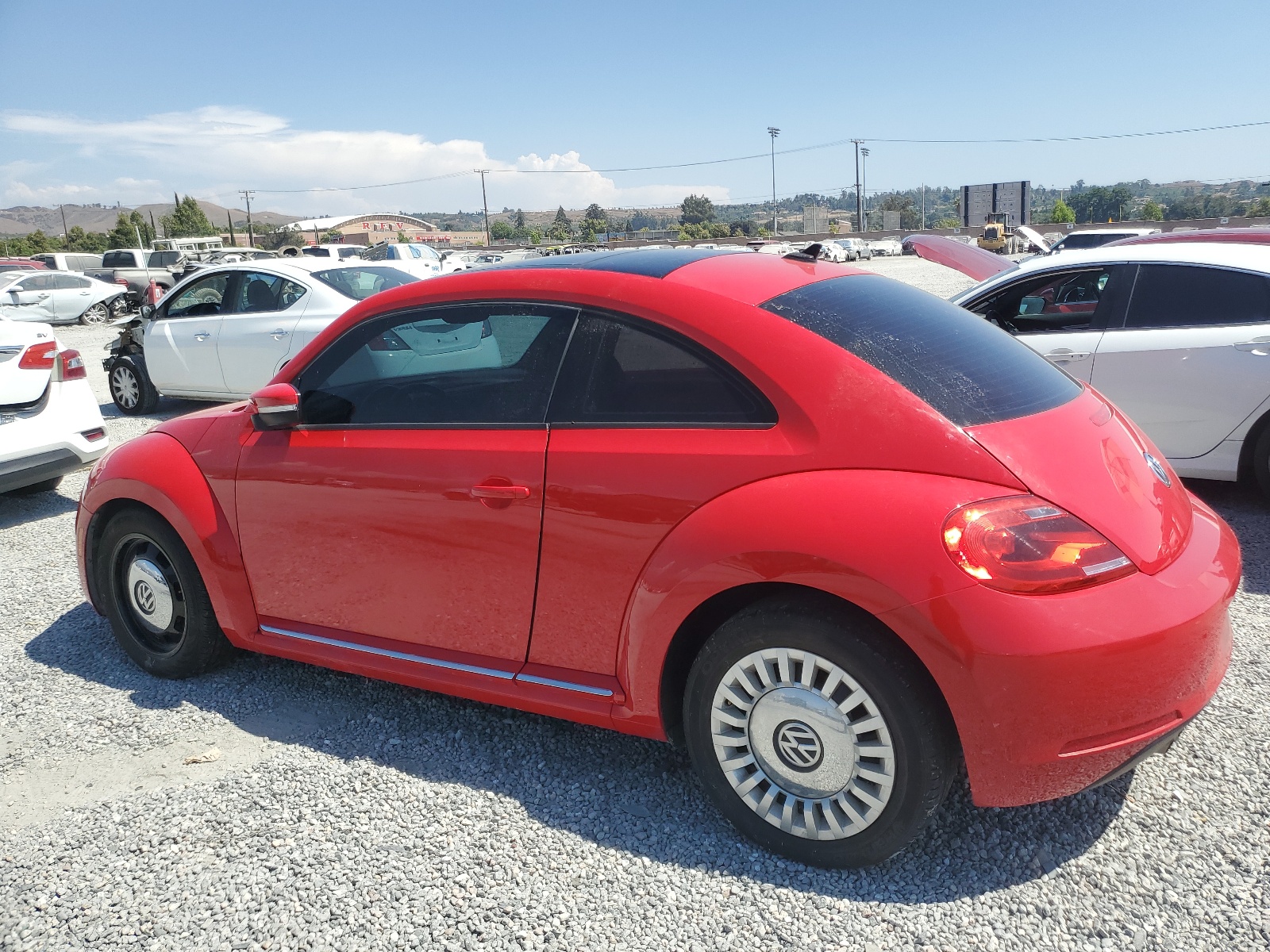 2012 Volkswagen Beetle vin: 3VWJP7AT6CM646031