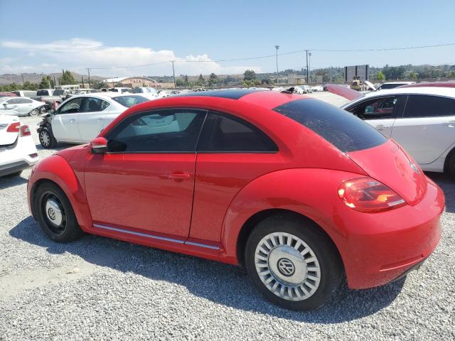  VOLKSWAGEN BEETLE 2012 Червоний