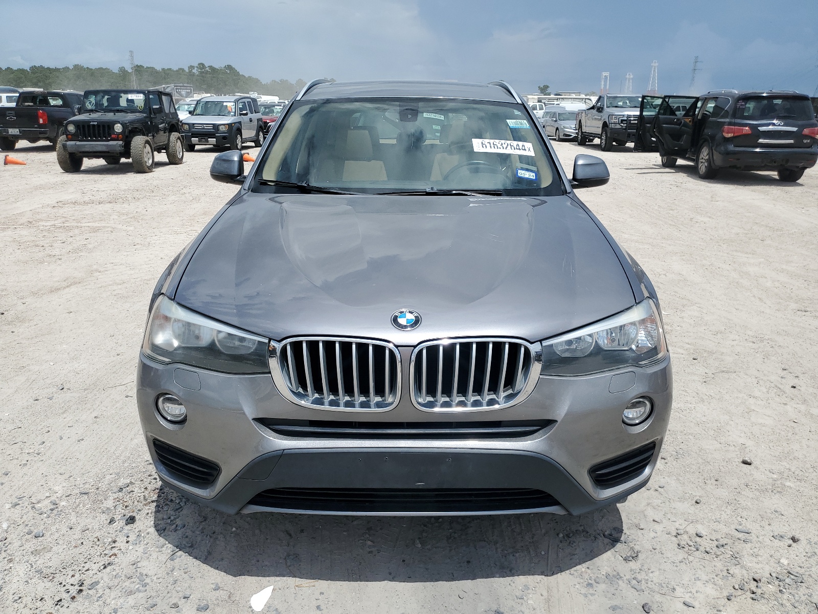 2016 BMW X3 xDrive28I vin: 5UXWX9C57G0D75929