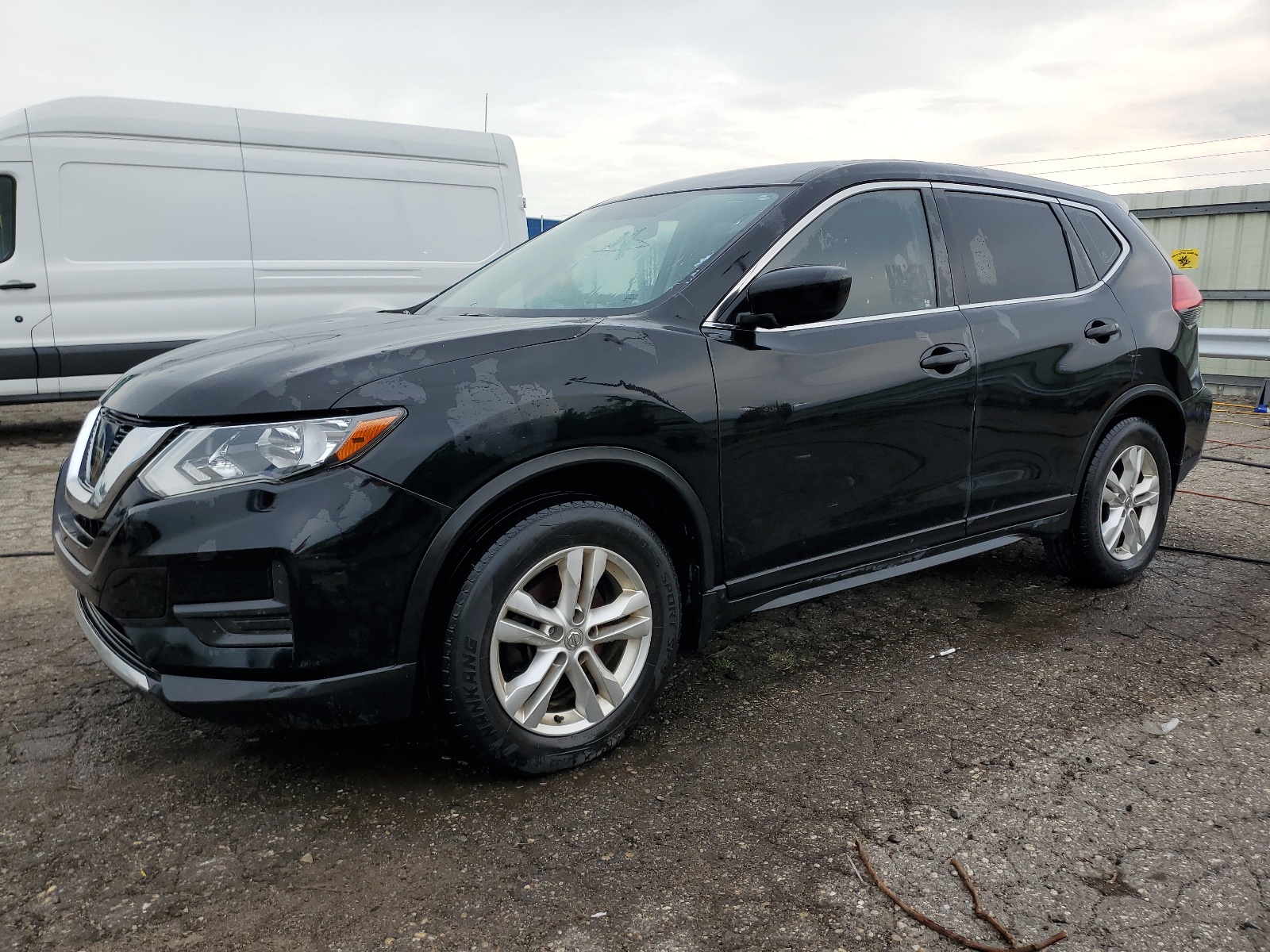 2017 Nissan Rogue S vin: JN8AT2MT2HW154735