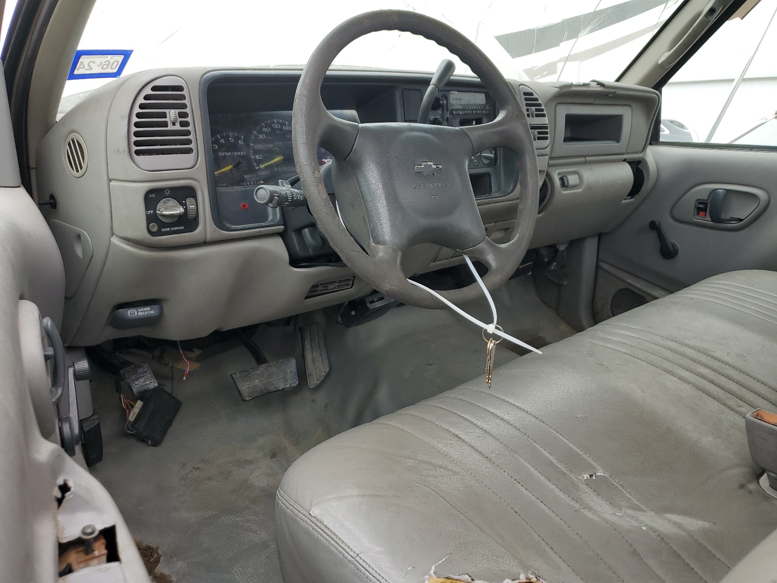 1GBKC34J7YF465683 2000 Chevrolet Gmt-400 C3500-Hd