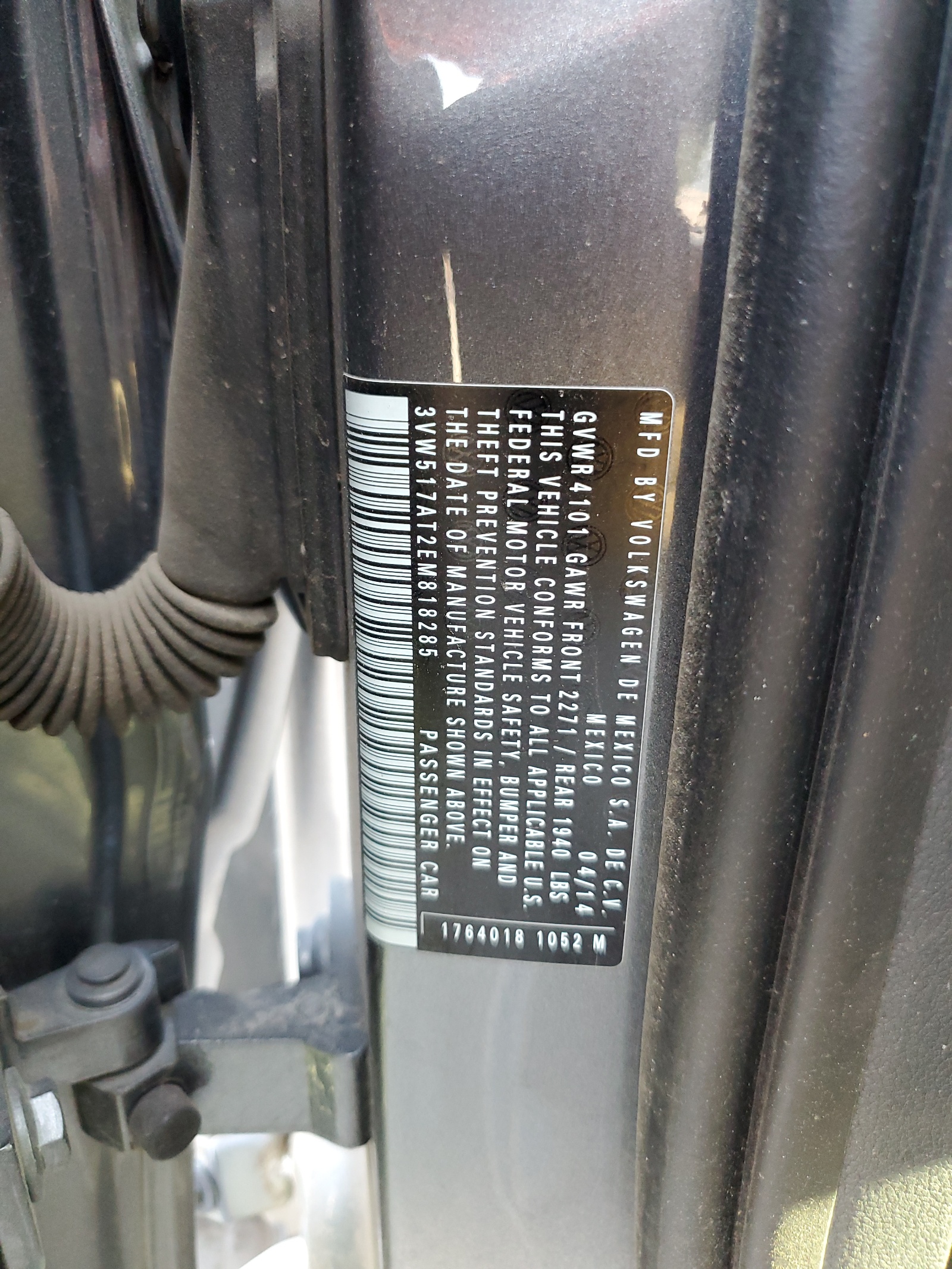 3VW517AT2EM818285 2014 Volkswagen Beetle