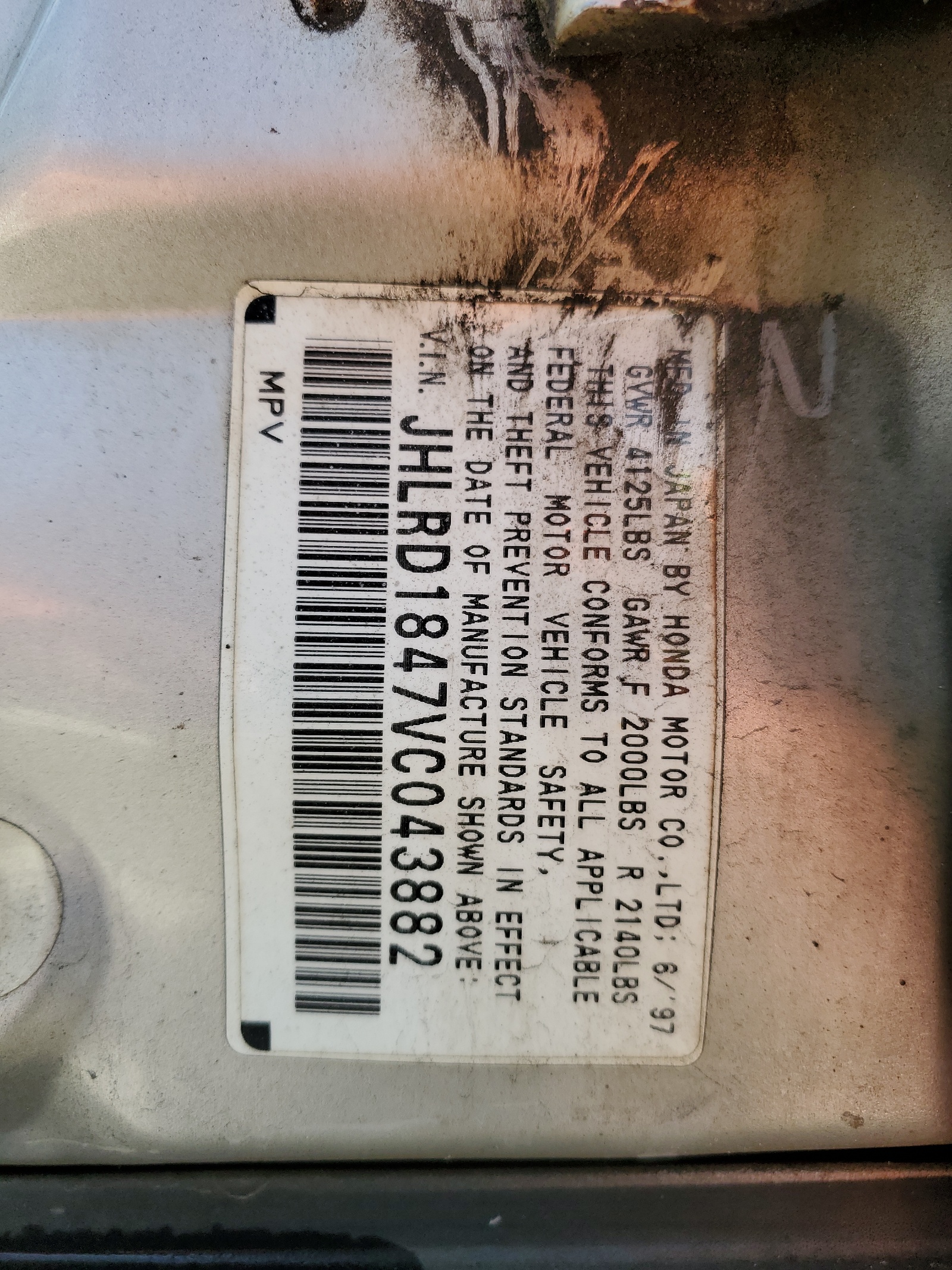 JHLRD1847VC043882 1997 Honda Cr-V Lx