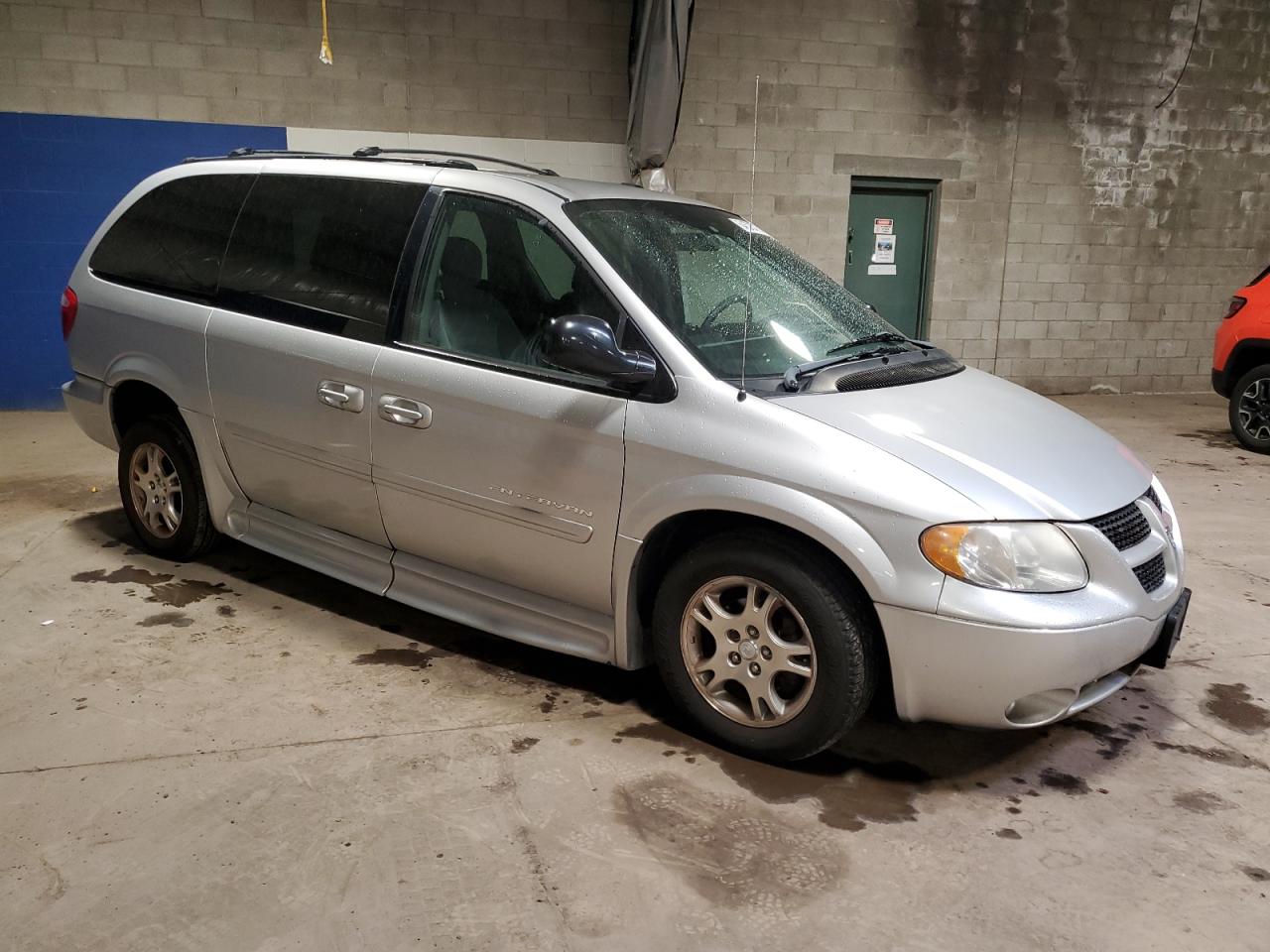 2004 Dodge Grand Caravan Sxt VIN: 2D4GP44L14R617315 Lot: 64575774