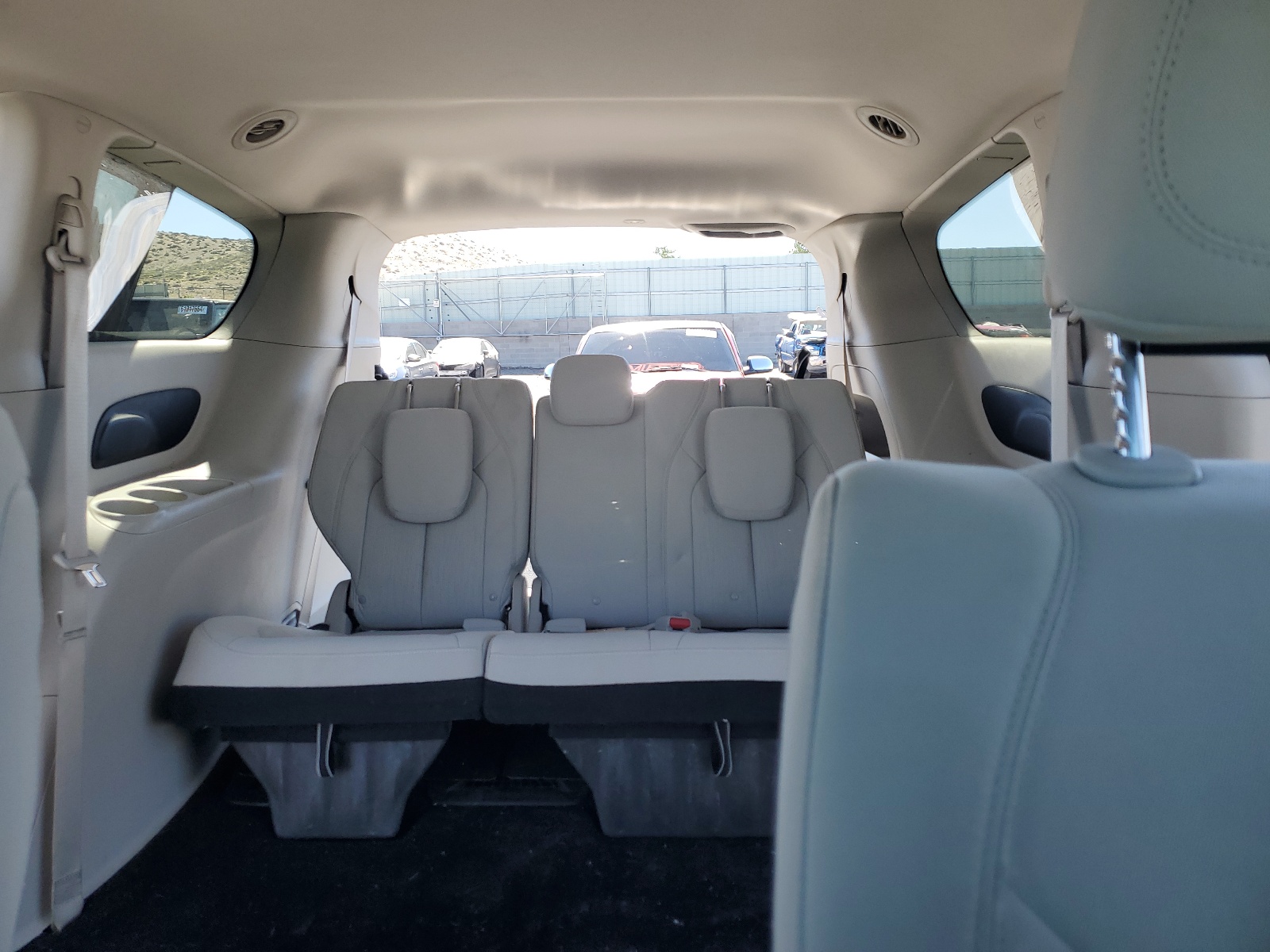 2C4RC1CG5HR598035 2017 Chrysler Pacifica Lx