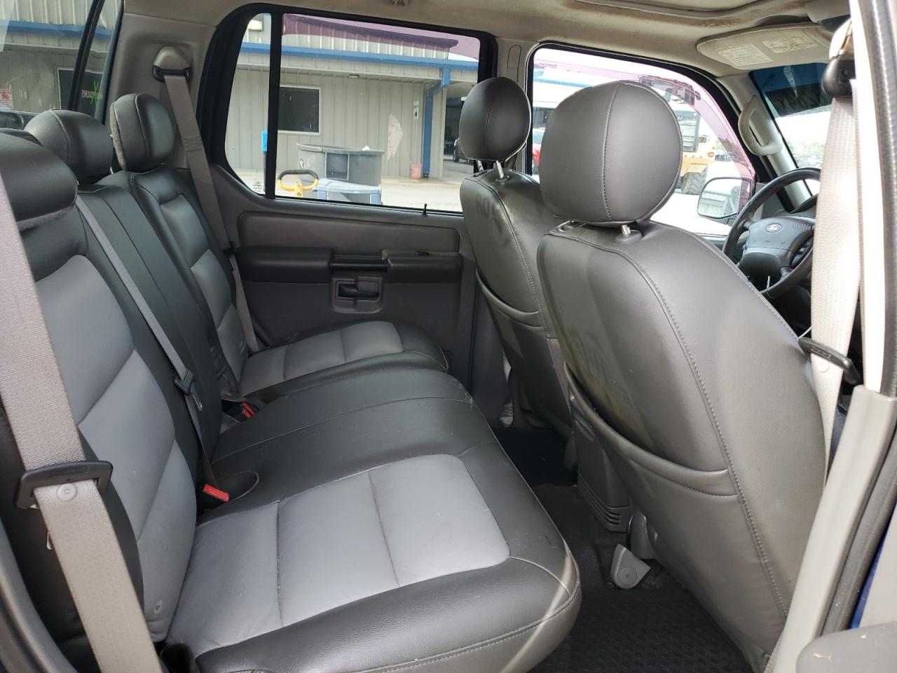 2004 Ford Explorer Sport Trac VIN: 1FMZU67K64UC12952 Lot: 65328284