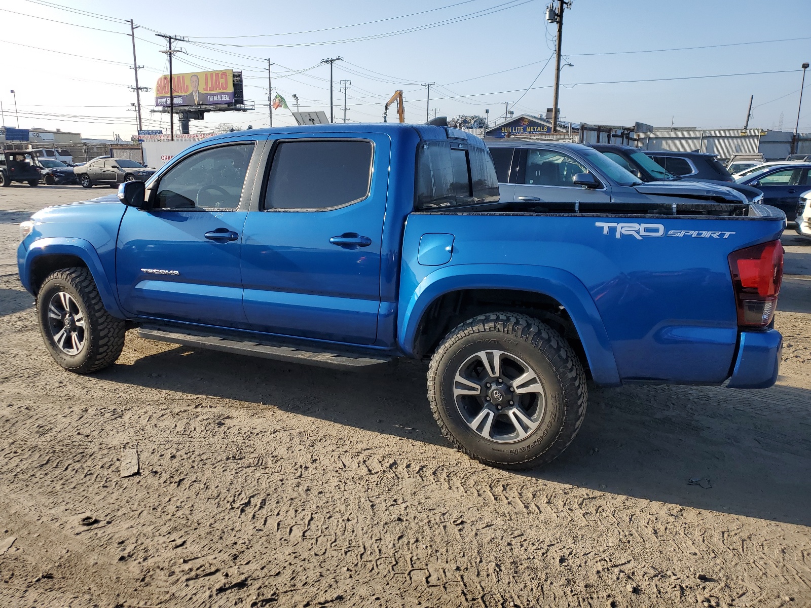 2018 Toyota Tacoma Double Cab vin: 3TMAZ5CN5JM066654