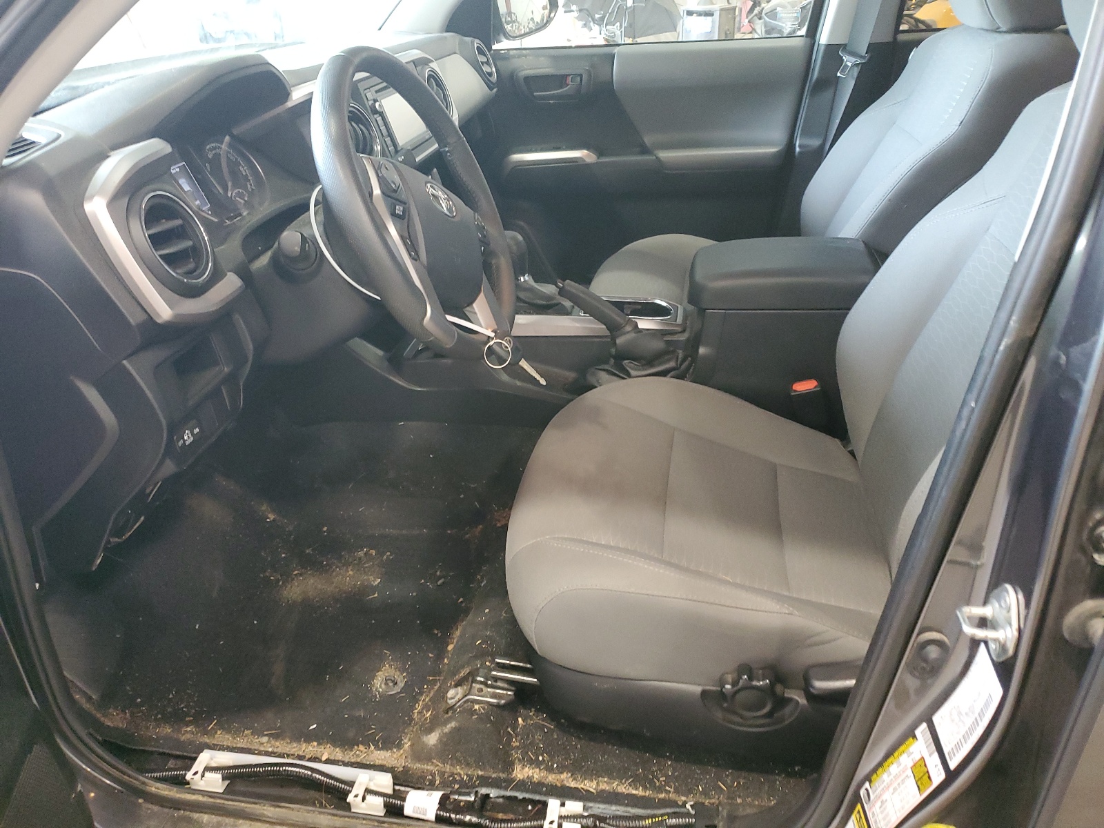 3TMCZ5AN5HM063968 2017 Toyota Tacoma Double Cab