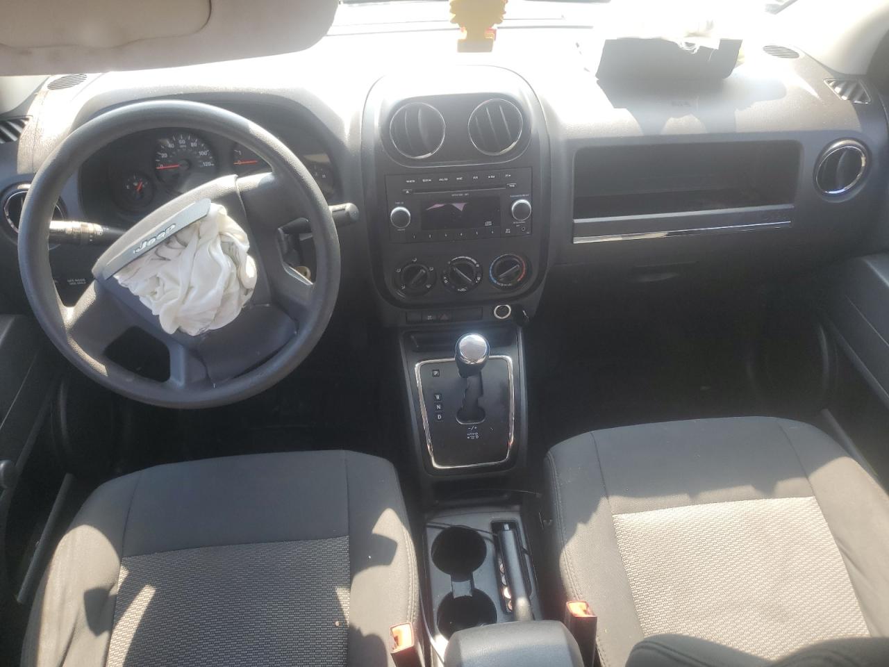 2009 Jeep Compass Sport VIN: 1J4FT47B69D189138 Lot: 65193845