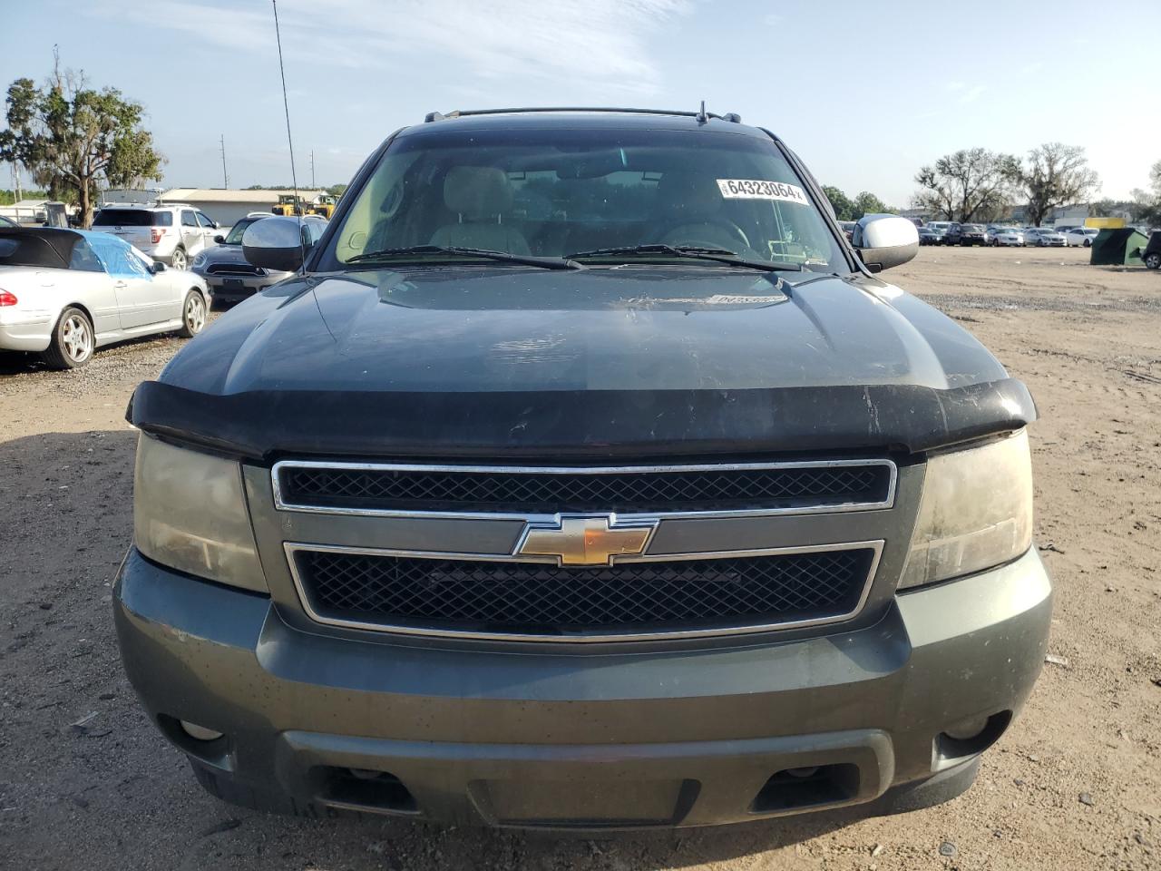 2011 Chevrolet Avalanche Lt VIN: 3GNTKFE38BG123113 Lot: 64323064