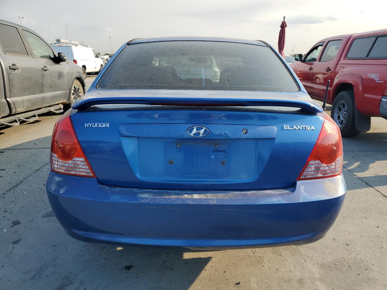 2004 Hyundai Elantra Gls VIN: KMHDN46D24U898650 Lot: 63664164