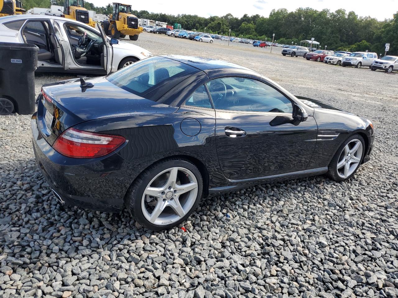 2012 Mercedes-Benz Slk 350 VIN: WDDPK5HA2CF032507 Lot: 63782084