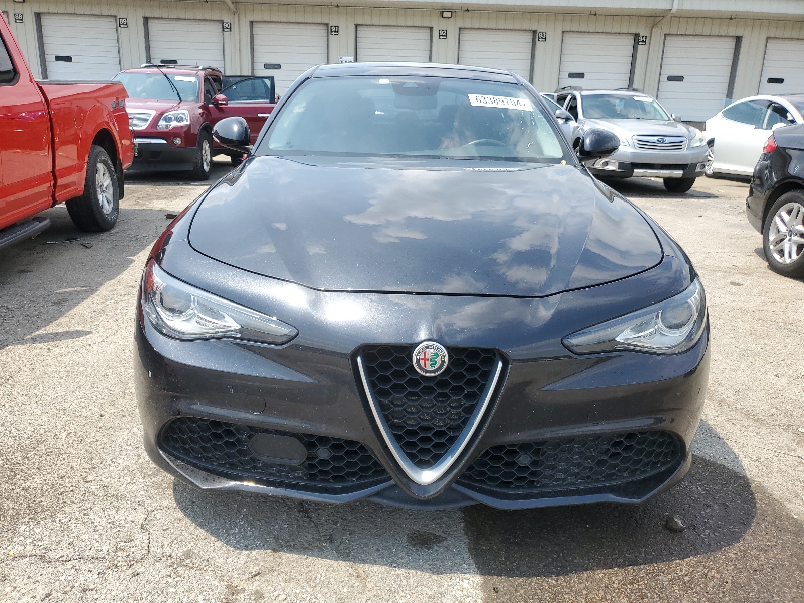 2017 Alfa Romeo Giulia Ti Q4 vin: ZARFAEEN4H7551839