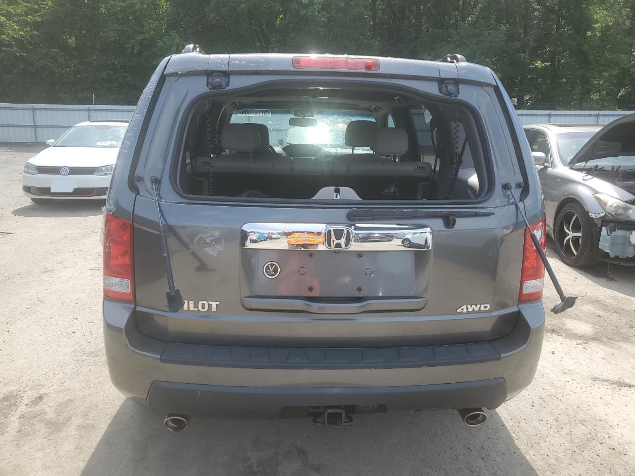 5FNYF4H72BB032527 2011 Honda Pilot Exln