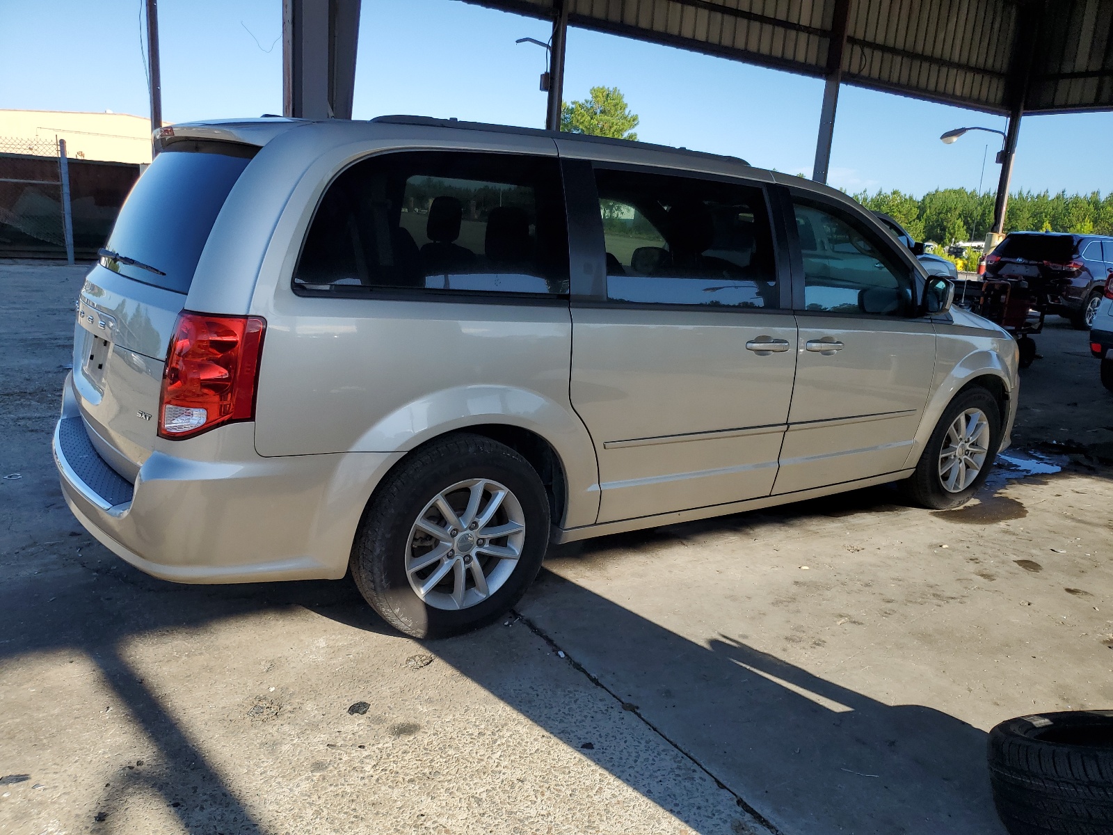 2015 Dodge Grand Caravan Sxt vin: 2C4RDGCG6FR550797