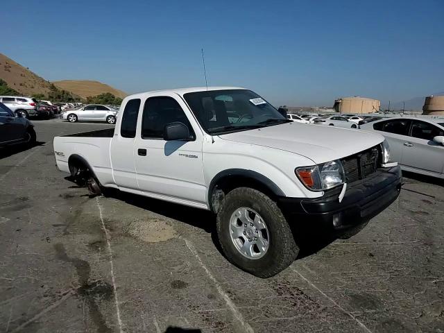 2000 Toyota Tacoma Xtracab Prerunner VIN: 4TASN92N8YZ657266 Lot: 63393804