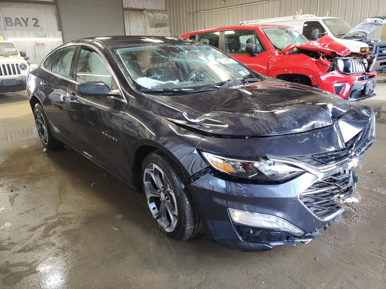 2023 Chevrolet Malibu - Image 4