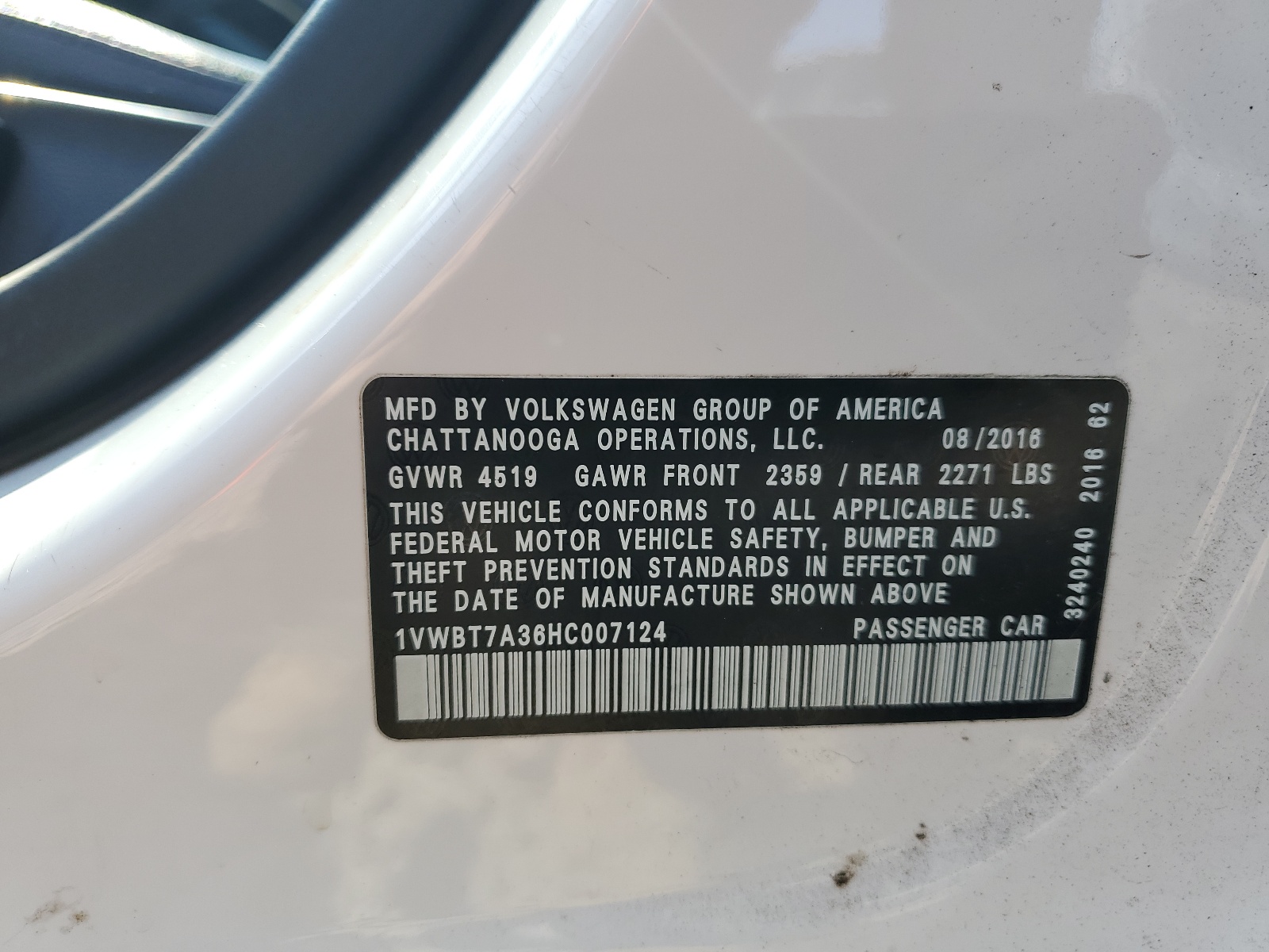 1VWBT7A36HC007124 2017 Volkswagen Passat Se