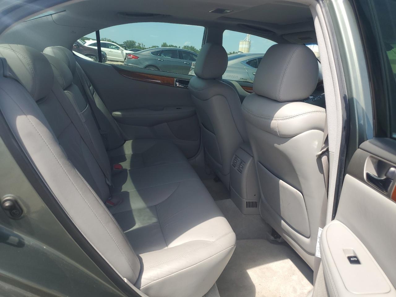 2005 Lexus Es 330 VIN: JTHBA30G155098498 Lot: 62039894