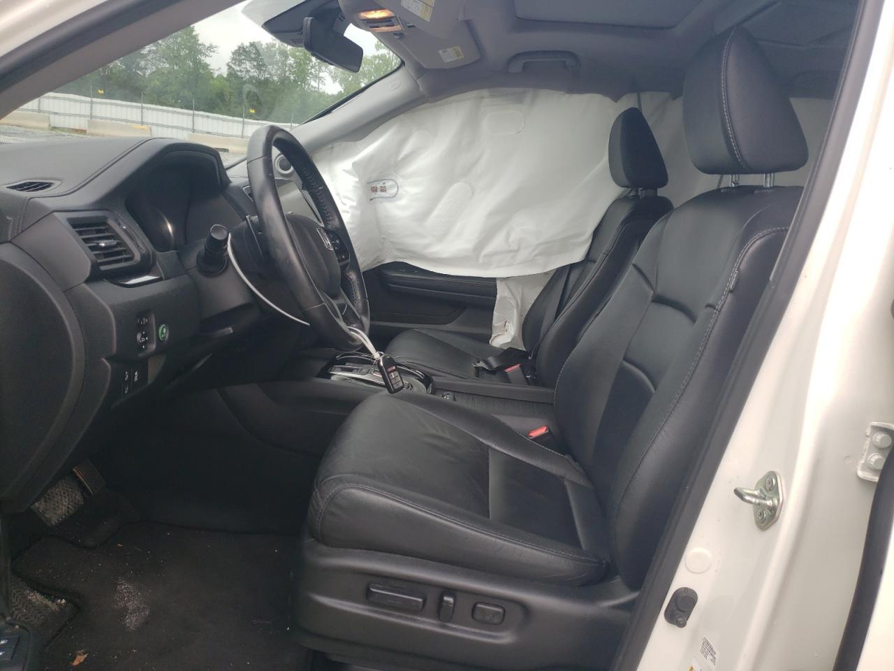 2019 Honda Pilot Touring VIN: 5FNYF5H98KB007574 Lot: 62238824