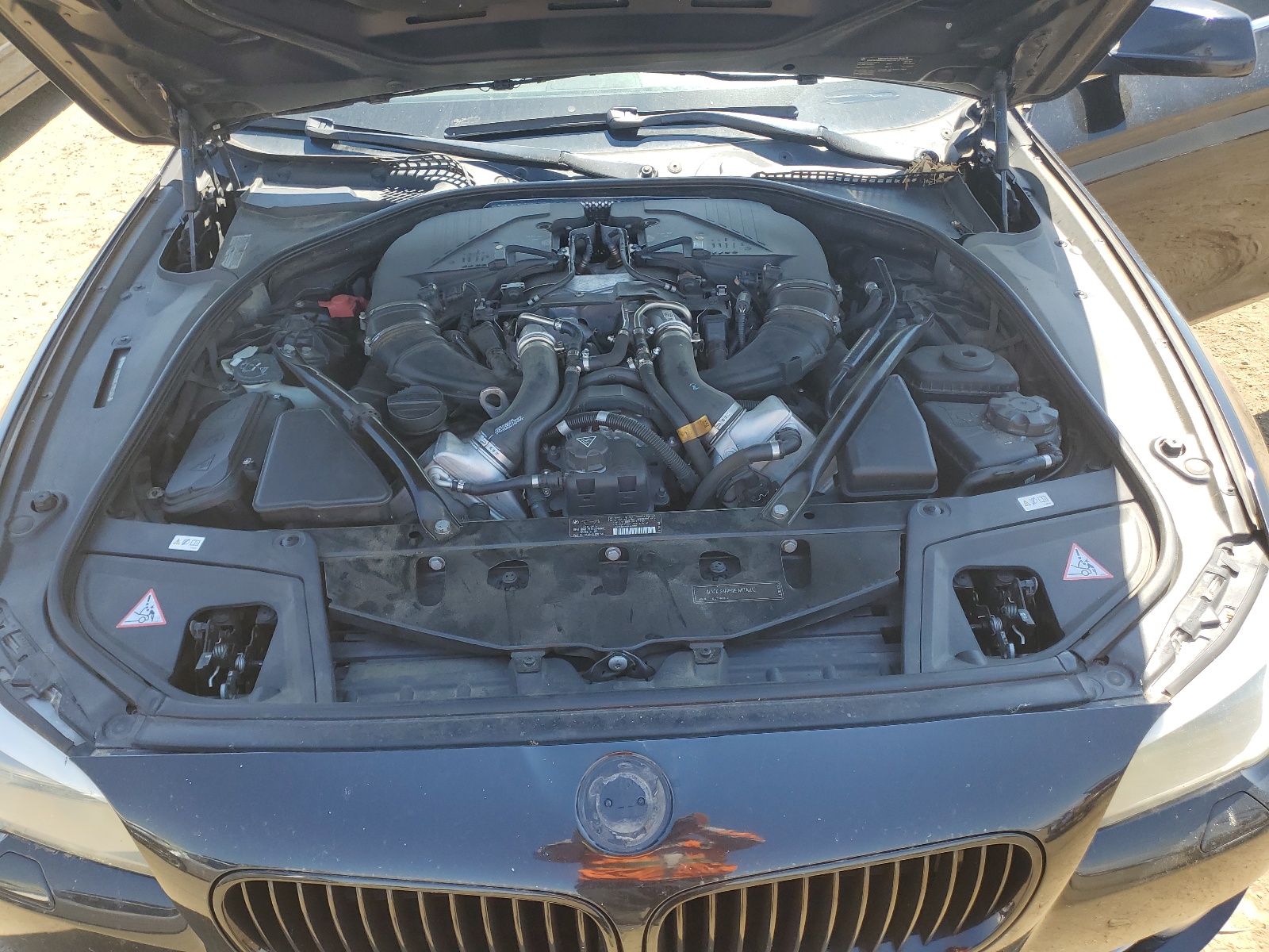 WBAFU9C59BC785384 2011 BMW 550 Xi