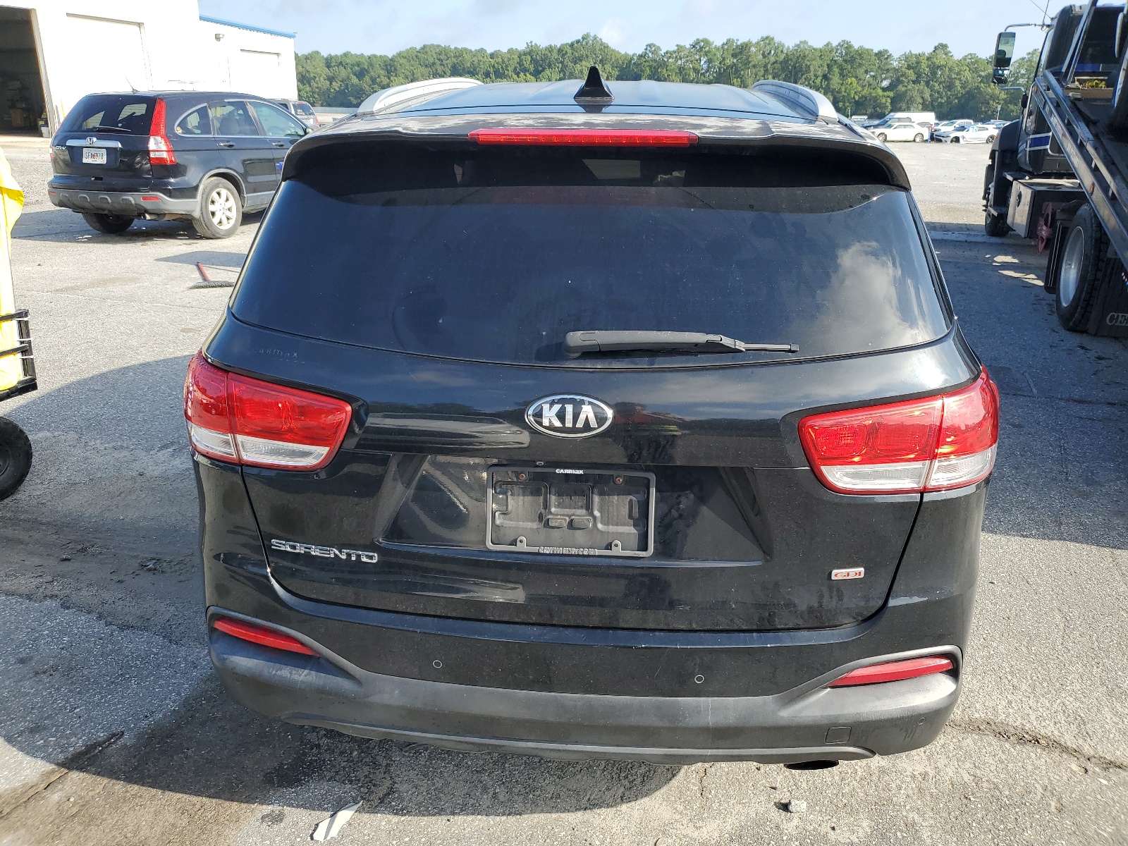 2016 Kia Sorento Lx vin: 5XYPG4A38GG061885