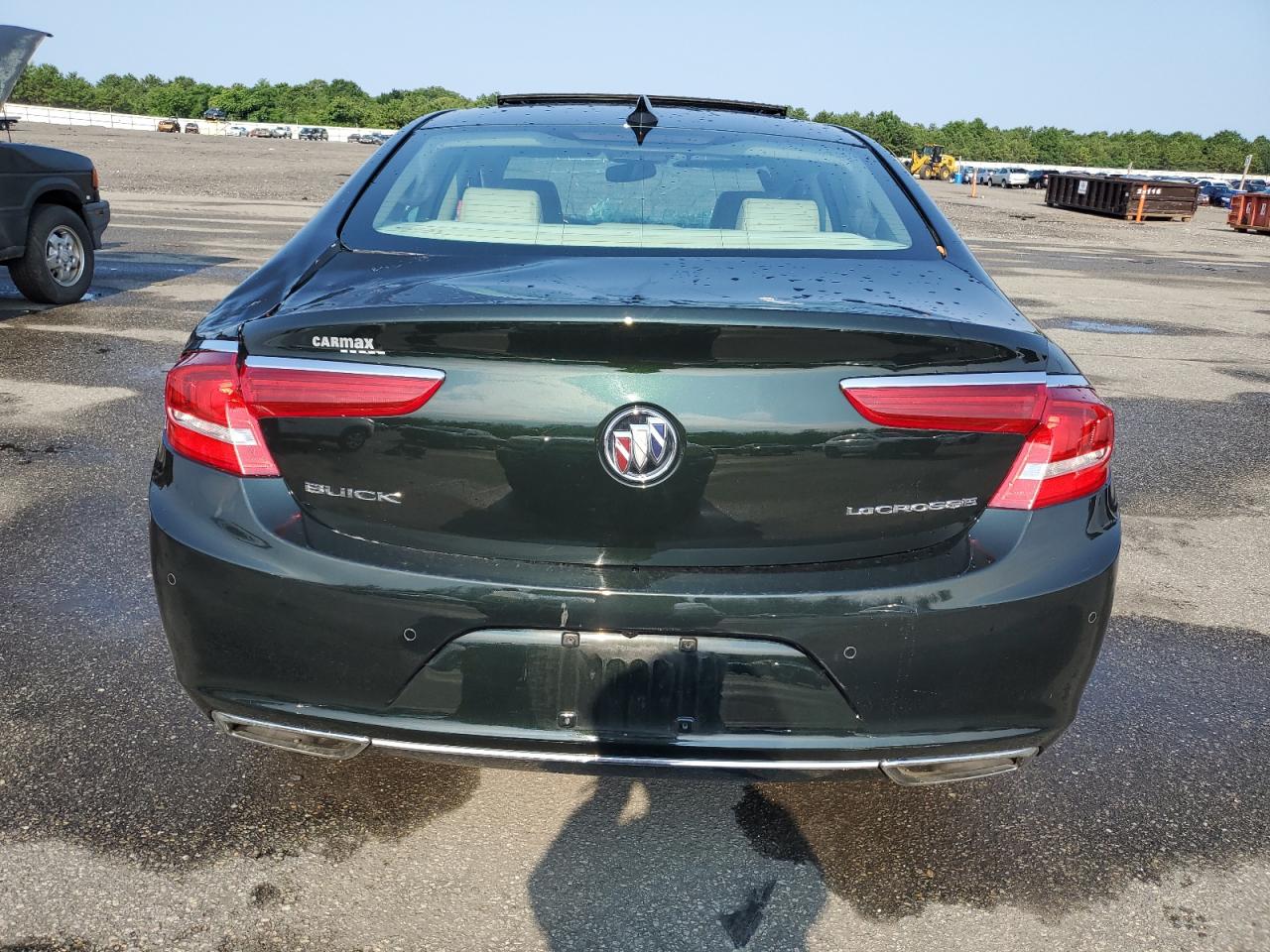 2017 Buick Lacrosse Essence VIN: 1G4ZP5SS7HU165588 Lot: 62637584