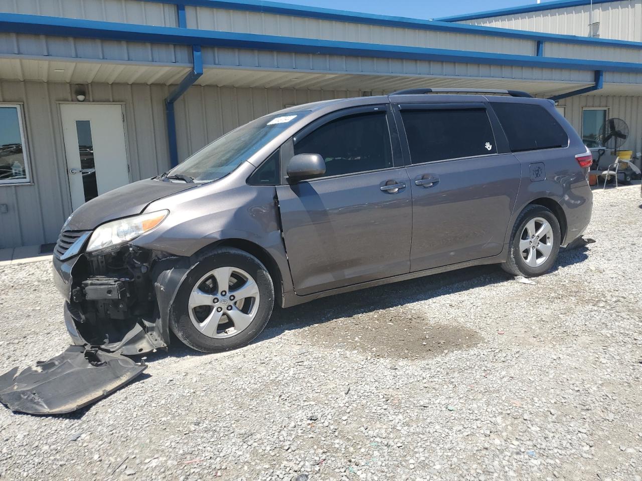 5TDKK3DC0FS648744 2015 TOYOTA SIENNA - Image 1