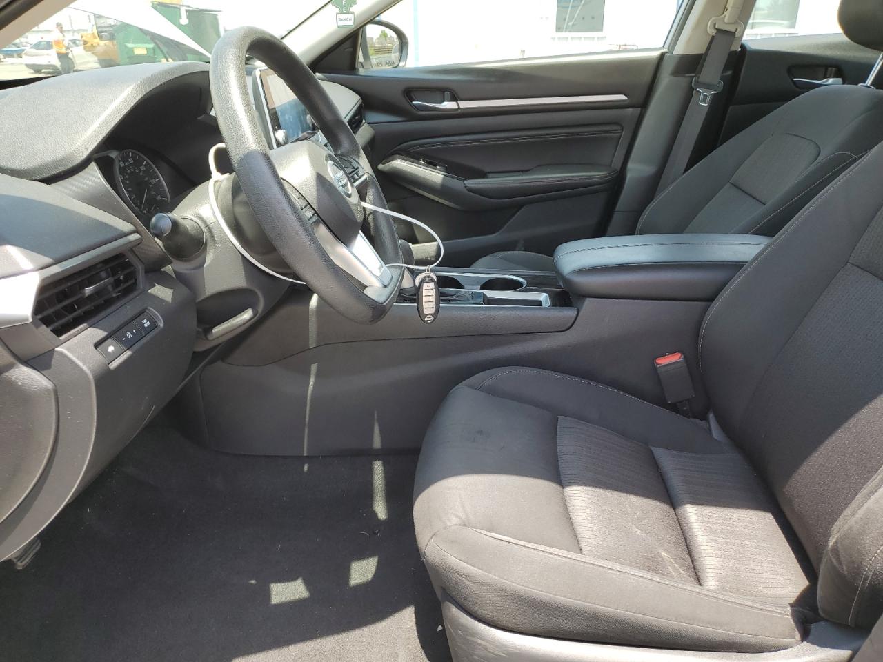 2021 Nissan Altima - Image 7