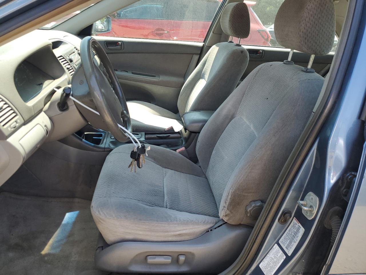 2003 Toyota Camry Le VIN: JTDBE32K230161853 Lot: 64180304