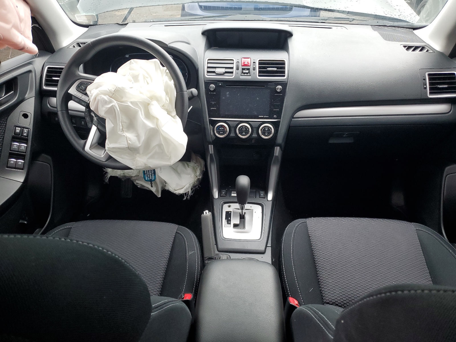 JF2SJAGC2HH589028 2017 Subaru Forester 2.5I Premium