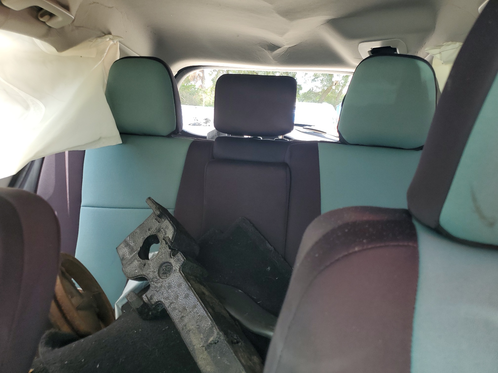 JTMWFREV2GJ098664 2016 Toyota Rav4 Xle