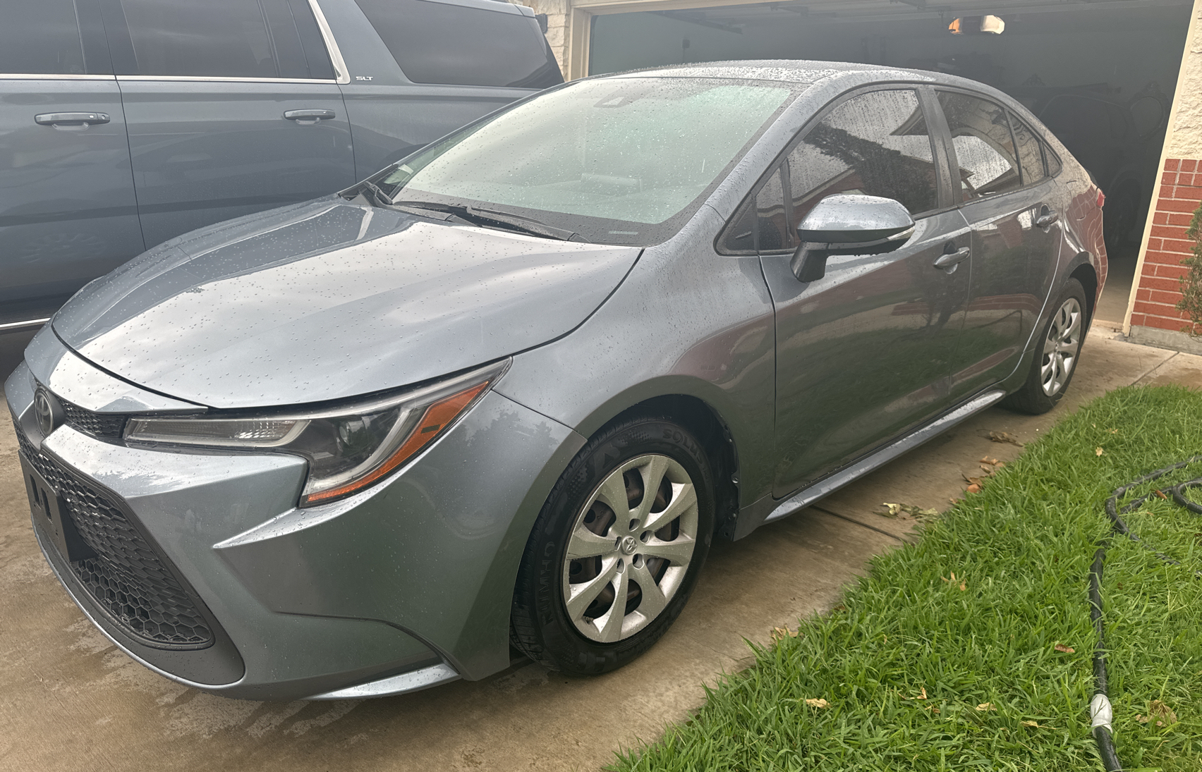 2020 Toyota Corolla Le vin: JTDEPRAE4LJ040662