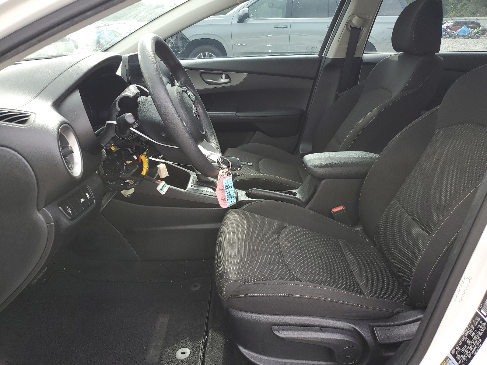 3KPF24ADXKE104423 2019 Kia Forte Fe