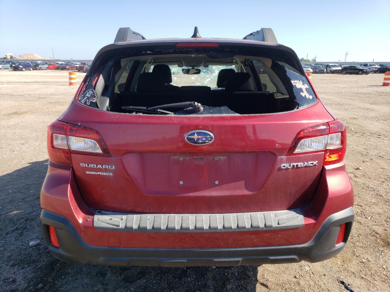 2018 Subaru Outback 2.5I Premium VIN: 4S4BSAFC3J3385690 Lot: 61860594