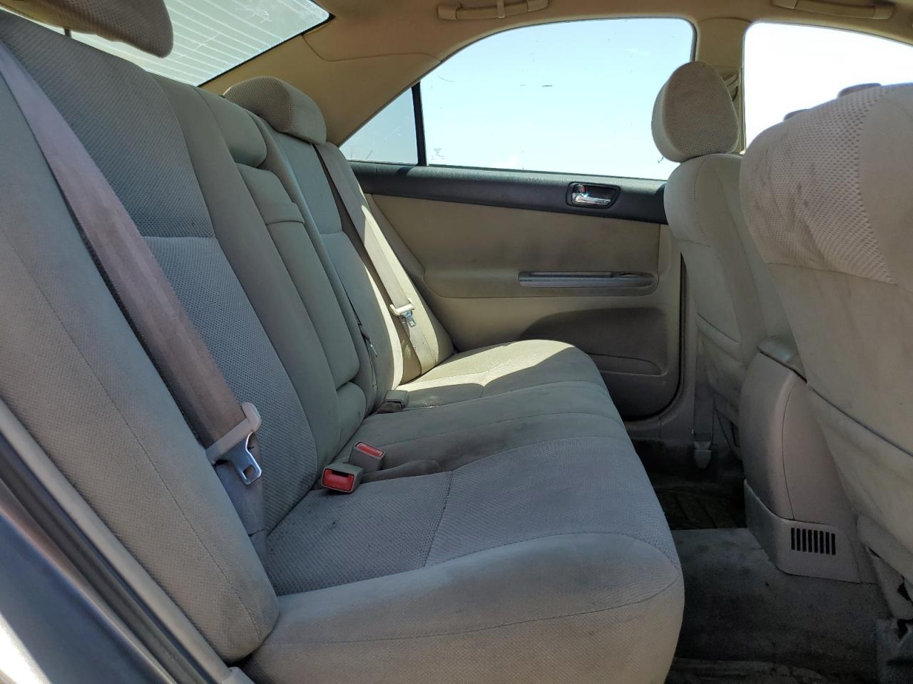 2003 Toyota Camry Le VIN: 4T1BF32K73U554703 Lot: 64265214