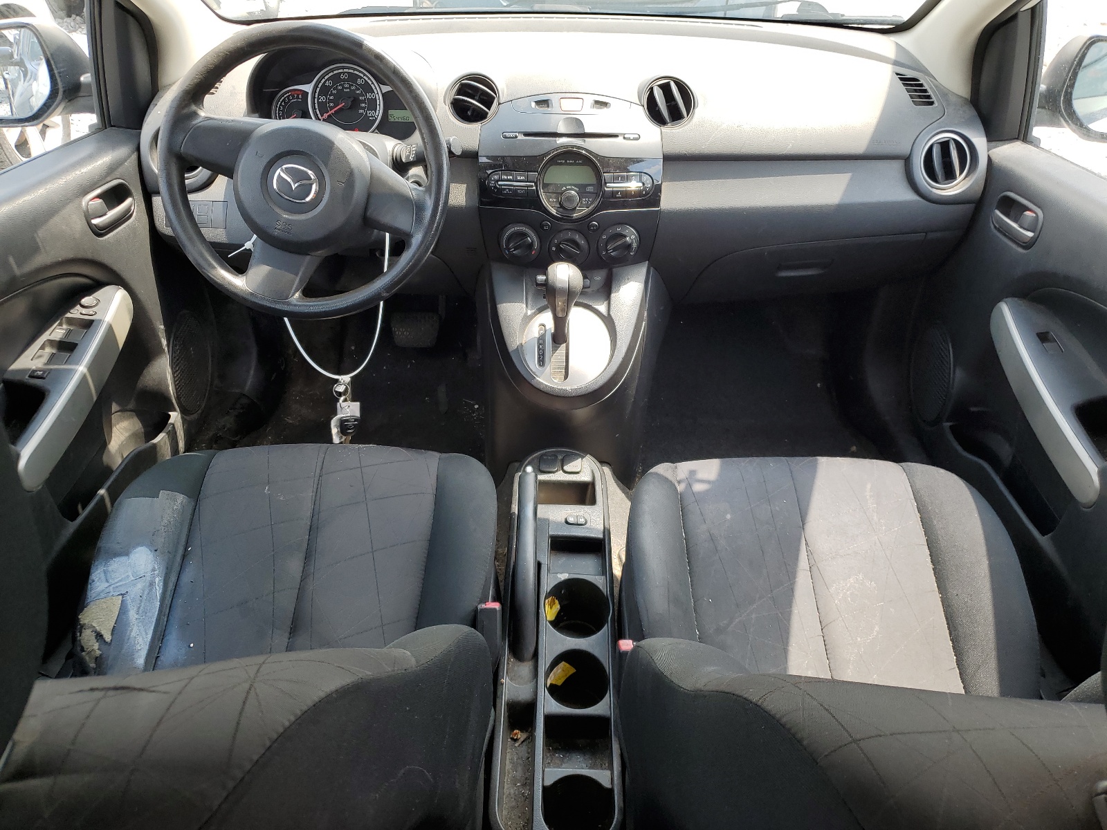 JM1DE1KY2E0188118 2014 Mazda Mazda2 Sport