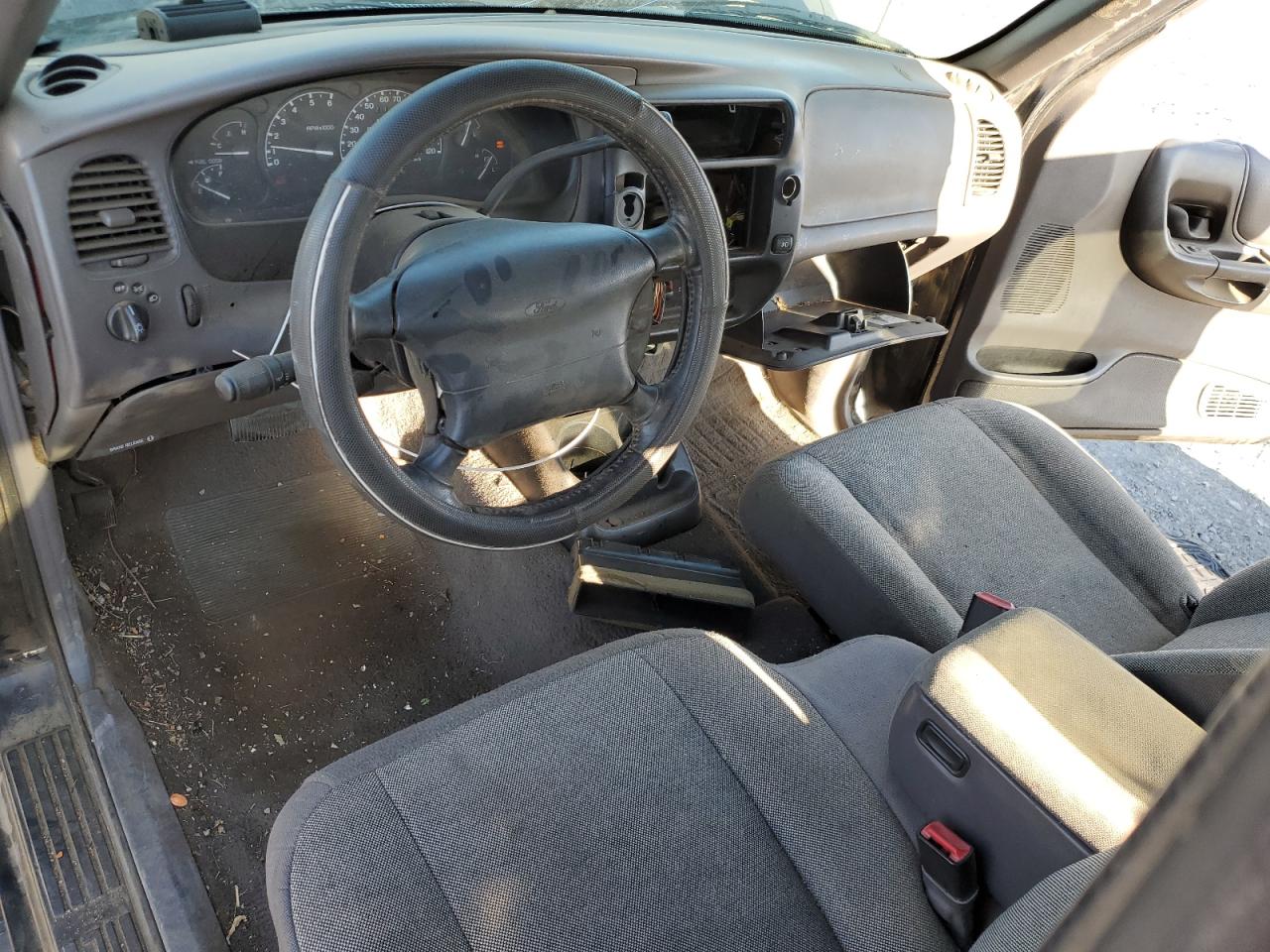 2000 Ford Ranger Super Cab VIN: 1FTZR15X4YTA62326 Lot: 63049054