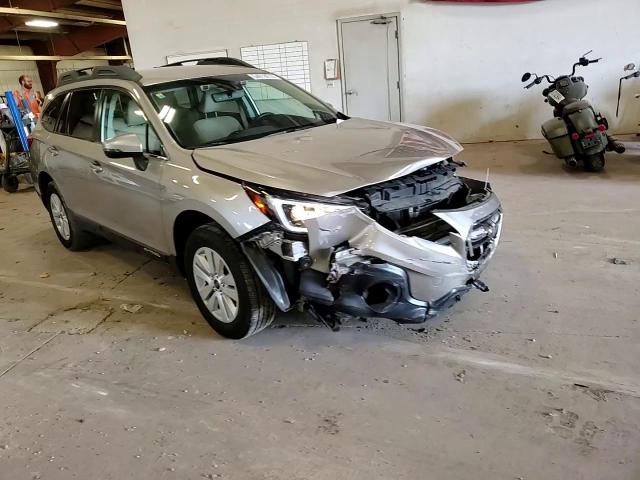 2019 Subaru Outback 2.5I Premium VIN: 4S4BSAFCXK3398017 Lot: 64018614