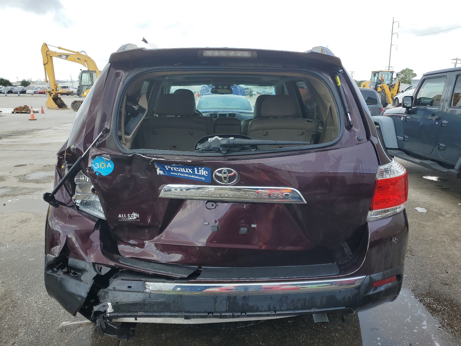 5TDZK3EH7BS031876 2011 Toyota Highlander Base