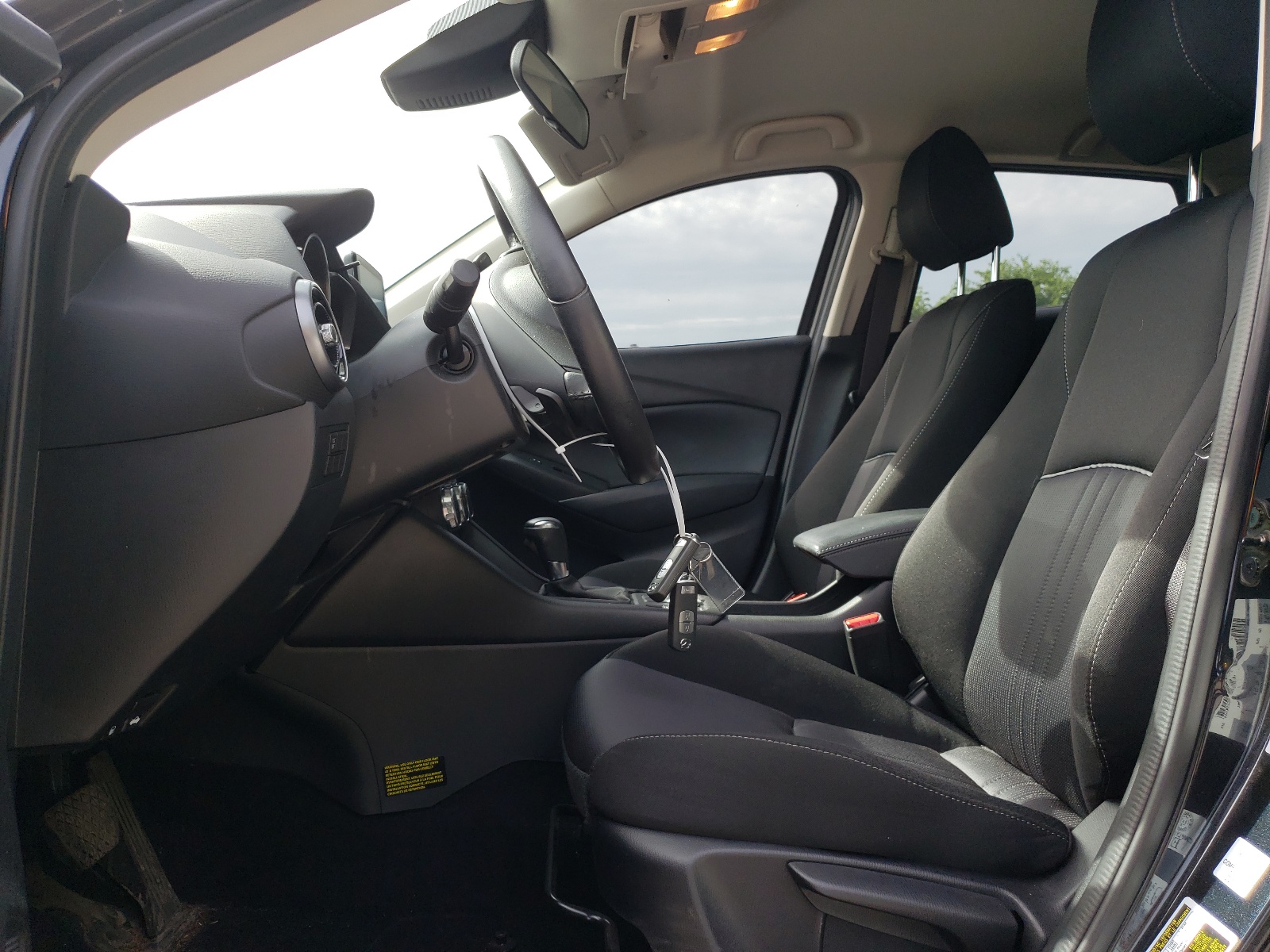 JM1DKFC70K0437944 2019 Mazda Cx-3 Touring