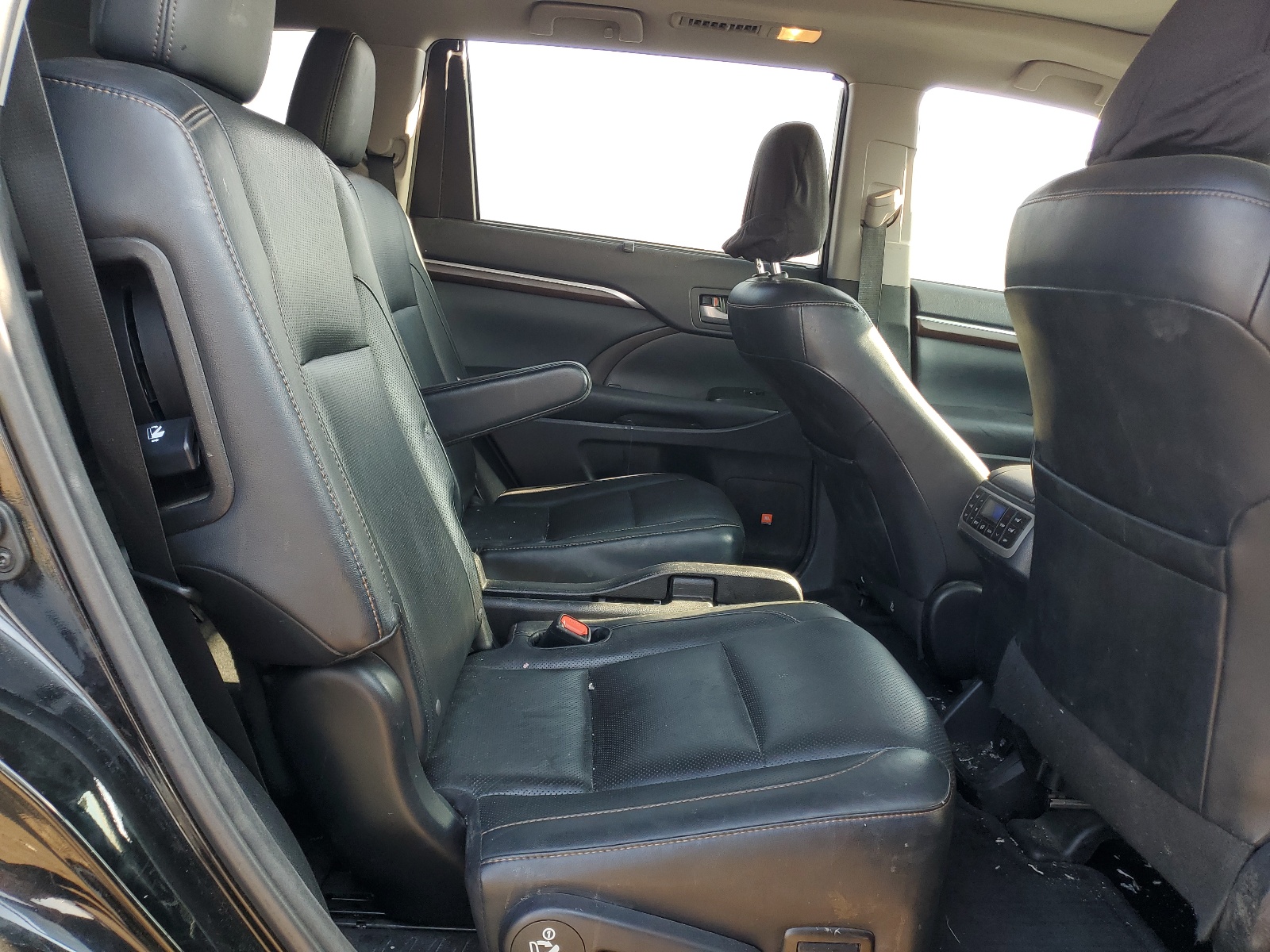 5TDDKRFH4FS156870 2015 Toyota Highlander Limited