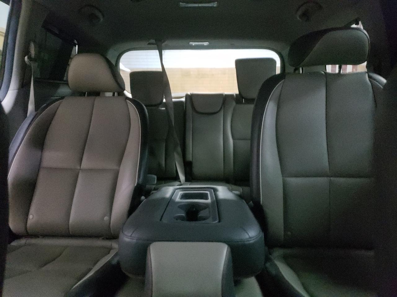 KNDMB5C16H6338864 2017 Kia Sedona Lx