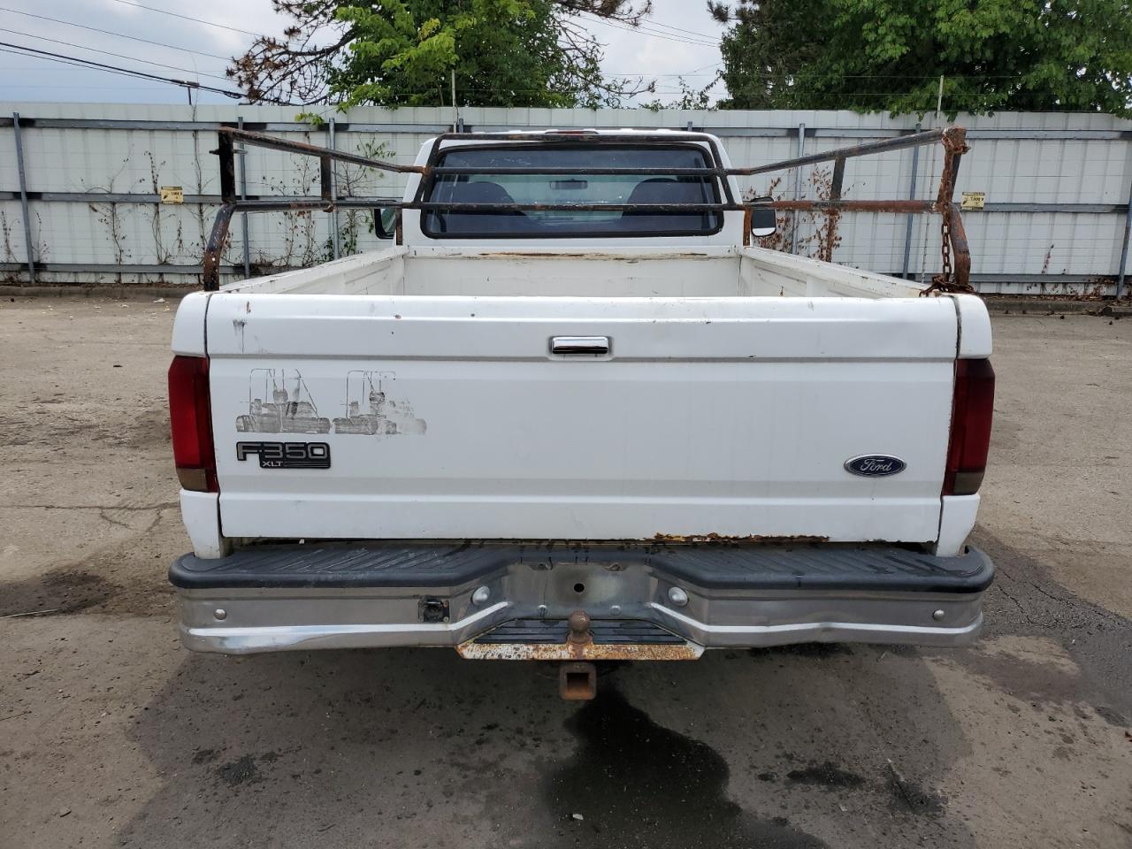 1997 Ford F350 VIN: 1FTJW35F8VEC62070 Lot: 61082194