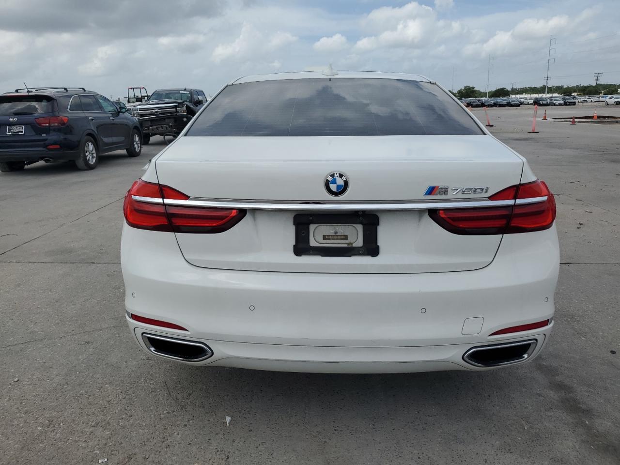 WBA7F0C58GGL99923 2016 BMW 750 I